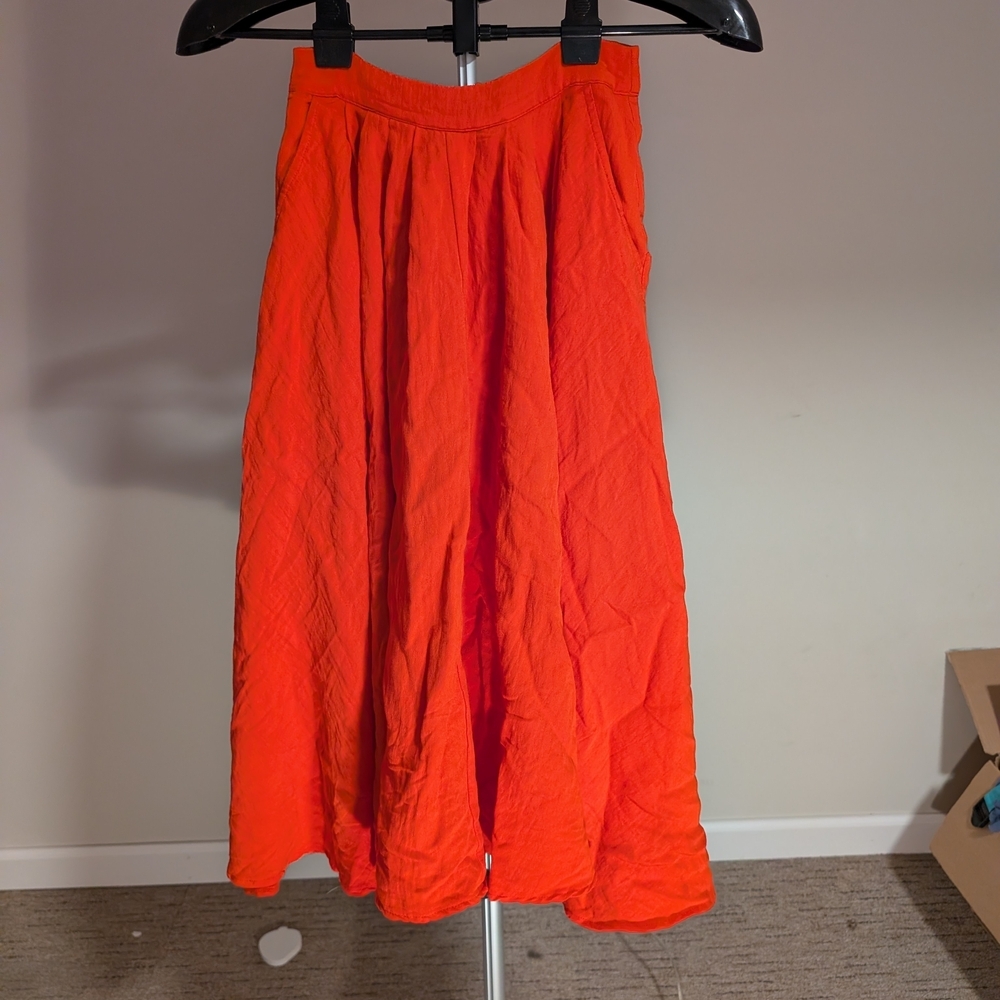 Lulu's Red Orange Midi Skirt Size XS - Picture 2 of 9